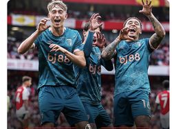 Meme Kocak Arsenal Terancam Longsor dan Disalip City