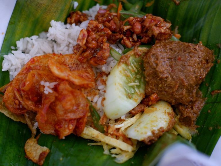 Nasi lemak enak di Jakarta