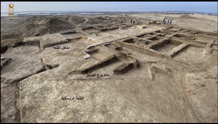 Penemuan benteng militer kuno di Sinai Mesir Penemuan benteng militer kuno di Sinai Mesir