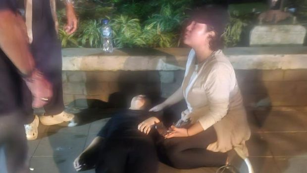 Satlantas Polresta Bogor membantu korban pingsan saat berolahraga. (dok Istimewa)