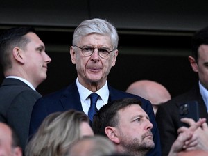 Wenger: Kalah di El Clasico Bukti Bek Barcelona Kurang Pengalaman
