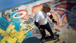 Aksi Skater Berusia 88 Tahun Taklukkan Arena di Bilbao Spanyol