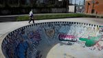 Aksi Skater Berusia 88 Tahun Taklukkan Arena di Bilbao Spanyol