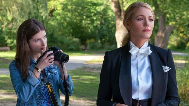 Cuplikan adegan dalam film Another Simple Favor (2025).