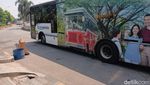 Menjajal TransJakarta dari Blok M ke Alam Sutera
