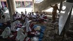 Gedung Baru Terkunci, Siswa SDN Bedono 1 Belajar di Kolong