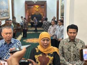 Khofifah Beber Kunci Ekonomi Jatim Tumbuh 5% di Kuartal I 2025