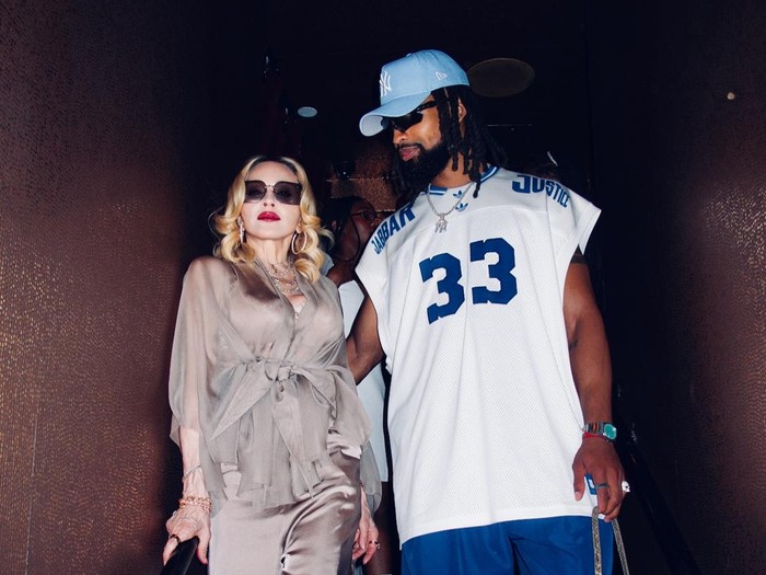 Madonna di Ulang Tahun Akeem Morris