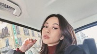 Nama Nana Mirdad sudah tidak asing lagi di industri hiburan Tanah Air. Wanita ini dulunya kerap muncul dalam beberapa sinetron. Foto: Instagram @nanamirdad_