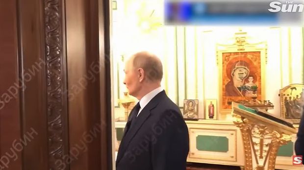 Penampakan gereja kecil di rumah Vladimir Putin