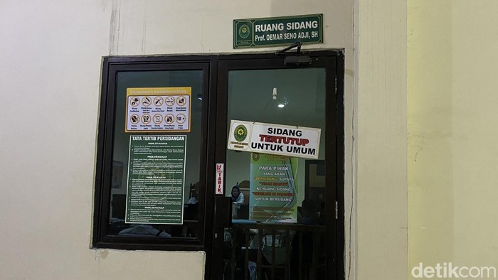 Penembakan di Semarang Sidang saksi anak Robig Zaenudin dilaksanakan tertutup di PN Semarang, Kecamatan Semarang Selatan, Senin (5/5/2025).