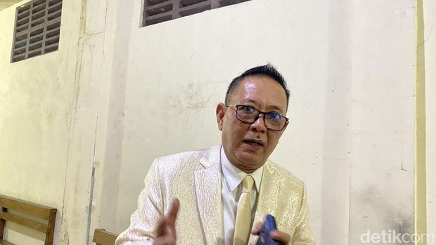 Pengacara Robig Zaenudin, Herry Darman di PN Semarang, Kecamatan Semarang Selatan, Senin (5/5/2025).