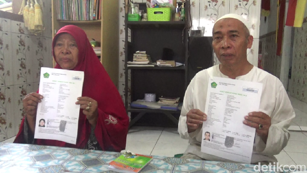 Penjual minyak wangi di Lumajang naik haji
