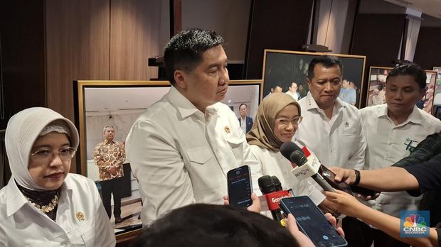 Pertemuan Menteri PKP Maruarar Sirait dengan Menteri PANRB Rini Widyantini soal rumah subsidi untuk PNS. (CNBC Indonesia/Chandra Dwi)