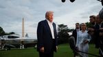 Potret Presiden Trump Sambangi Gedung Putih Bareng Ayah Mertua