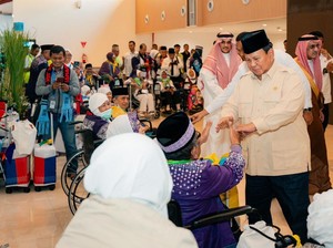 Prabowo Resmikan Terminal Haji & Umrah, Urusan Imigrasi Tak Perlu di Arab Saudi