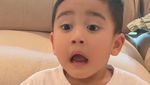 Gemas! Rayyanza dan Nagita Slavina Ikut Tren Kim Seon Ho Smile Challenge
