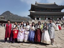 Liburan Sekolah ke Korea Mulai Rp 11 Jutaan