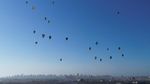 Warna-warni Balon Udara Semarakkan Langit Brasil