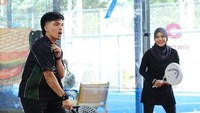 Ditemui di kawasan Ampera, Jakarta Selatan, Atta Halilintar lega ada padel yang membuatnya bisa berolahraga bareng Aurel Hermansyah. (Foto: dok Instagram)