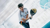 Gaya Atta Halilintar di lapangan padel. (Foto: dok Instagram)