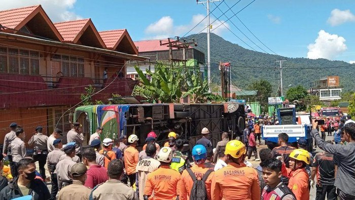 12 Penumpang Tewas, Begini Kondisi Sopir Bus Terguling di Padang Panjang