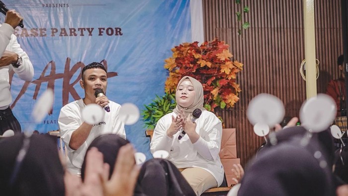 Danil Josse dan Sara Rahayu Danil Josse dan Sara Rahayu