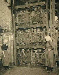 Foto Sejarah Kelam