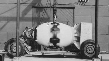 Fat Man, bom yang membunuh lebih dari 70 ribu orang di Nagasaki. Foto: Ranker