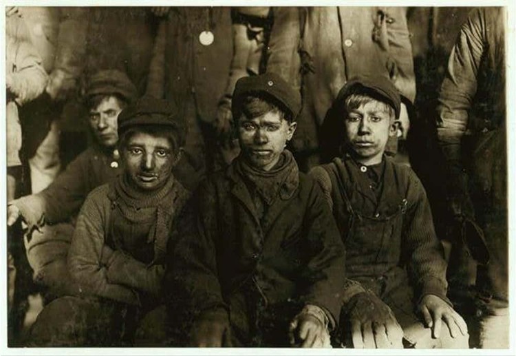 Foto Sejarah Kelam