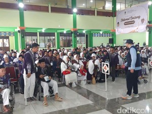 Penerbangan Haji Kloter 62 Embarkasi Solo Molor 5 Jam gegara Kru Pesawat Sakit
