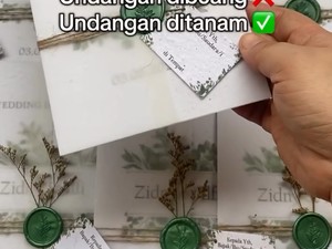 Viral Undangan Pernikahan Ramah Lingkungan, Bisa Tumbuh Jadi Sayur dan Bunga