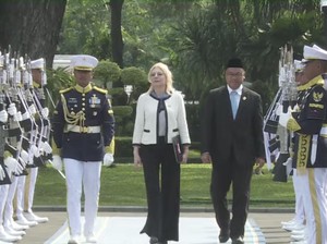 8 Dubes Negara Sahabat Beri Surat Kepercayaan ke Prabowo di Istana