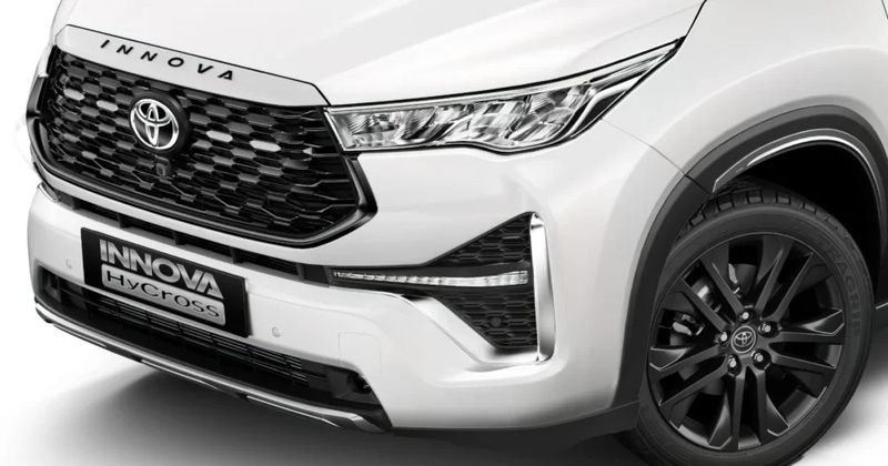 Kembaran Toyota Kijang Innova Zenix di India dapat pilihan warna dual tone