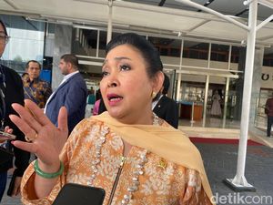 Titiek Soeharto soal Jokowi Dukung Prabowo-Gibran 2 Periode: Nanti Aja!