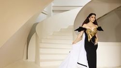 Kiara Advani Pamer Baby Bump di Met Gala 2025