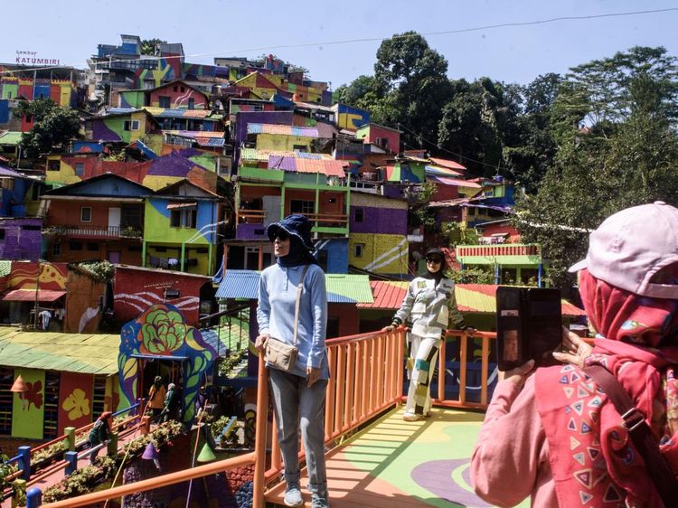 Lembur Katumbiri, Wajah Baru Kampung Pelangi Bandung