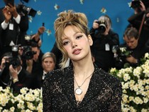 Lisa BLACKPINK Dikecam gegara Pakai Celana Dalam Rosa Parks di MET Gala