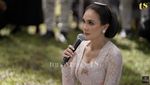 10 Momen Luna Maya Siraman: Cium Kaki Ibu dan Digendong 2 Kakak