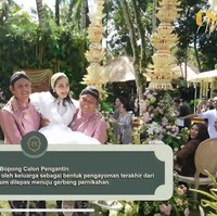 Setelahnya Luna digendong oleh kedua kakaknya untuk meninggalkan lokasi acara. Kebahagiaan jelas terpancar diwarnai tangis wajah Luna yang tak henti memamerkan senyumnya. Foto: YouTube/TS Media