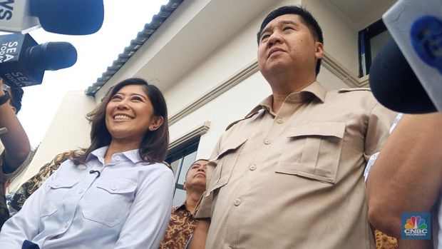 Menteri PKP Maruarar Sirait hadir langsung dalam acara serah terima kunci rumah subsidi untuk wartawan di Grand Harmoni Cibitung ada Selasa (6/5/2025). (CNBC Indonesia/Robertus Andrianto Serin)