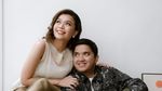 Oza-Aisha Jadi Host Siraman Luna Maya Bikin Salfok Netizen