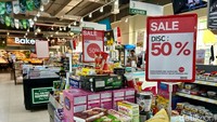 Menurut Ketua Himpunan Peritel dan Penyewa Pusat Perbelanjaan Indonesia (HIPPINDO), Budiharjo Iduansjah, penutupan ini dilakukan karena seluruh gerai GS Supermarket telah diambil alih oleh pihak lain. Jadi, bukan langsung tutup, melainkan di-take over oleh supermarket lain.