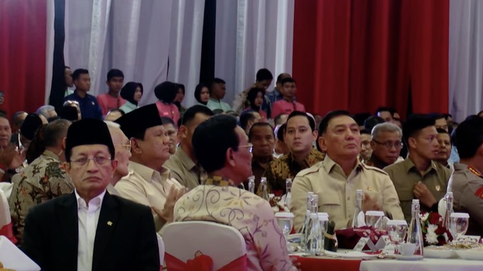 Prabowo hadiri halalbihalal purnawiranan TNI-Polri. (Dok. YouTube Setpres)