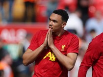 Video: Sambutan Tak Biasa untuk Trent Alexander-Arnold di Anfield