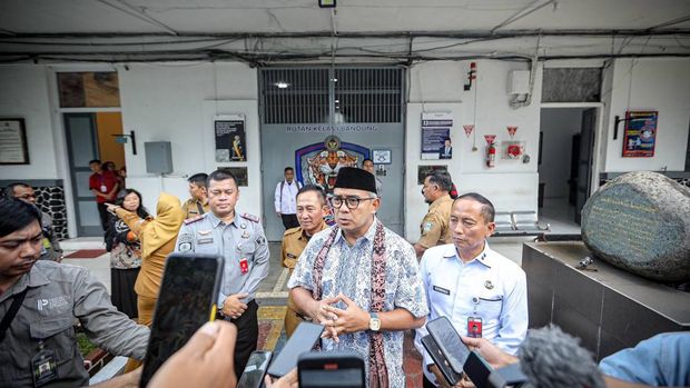 Walkot Bandung Farhan saat membuka pelatihan di Rutan Bandung