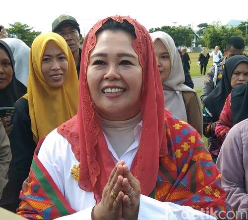 Yenny Wahid di kantor Bupati Bima, NTB, Selasa (6/5/2025). (Rafiin)