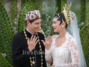 Mas Kawin Pernikahan Luna Maya dan Maxime Bouttier