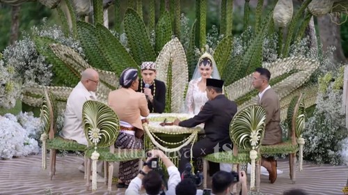 Akad nikah Luna Maya dan Maxime Bouttier