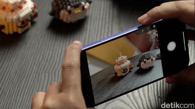 Mengintip Teknologi Canggih di Balik Camera Control iPhone 16